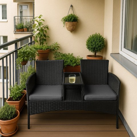 Ławka ogrodowa na balkon lub taras z czarnymi poduszkami